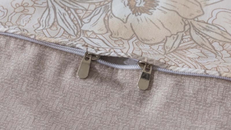 Zipper Closure Grey Paisley Flower Duvet Cover