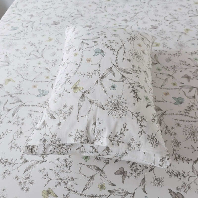 This pillow is using FADFAY pillowcase.