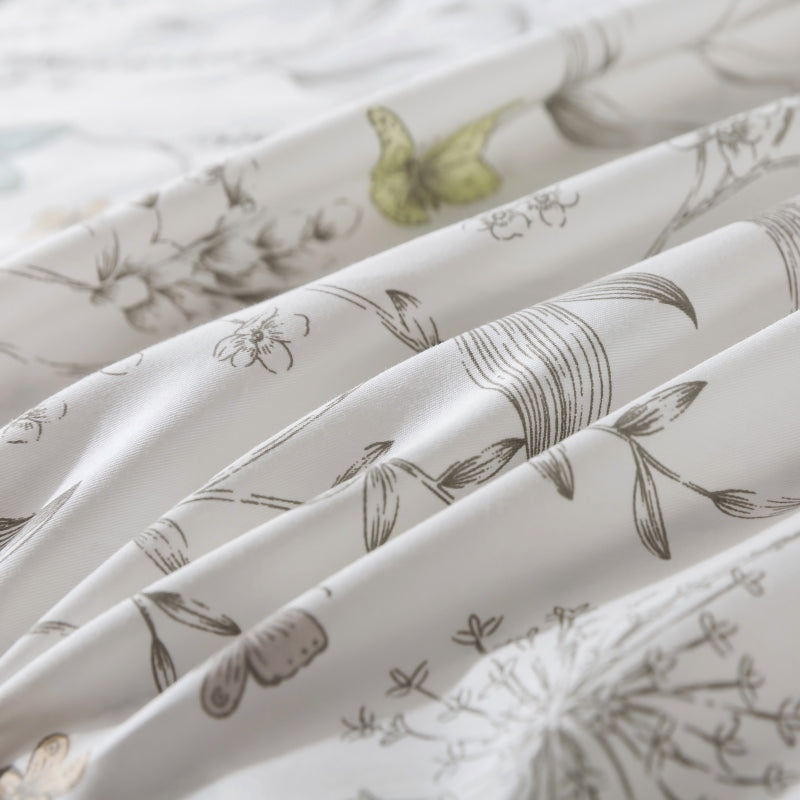 This FADFAY bedding sheet set uses 600 thread count.