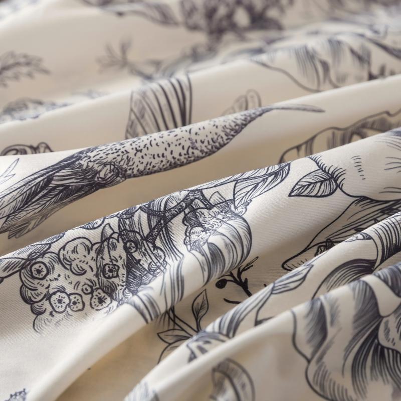 This FADFAY bedding sheet set uses 600 thread count.