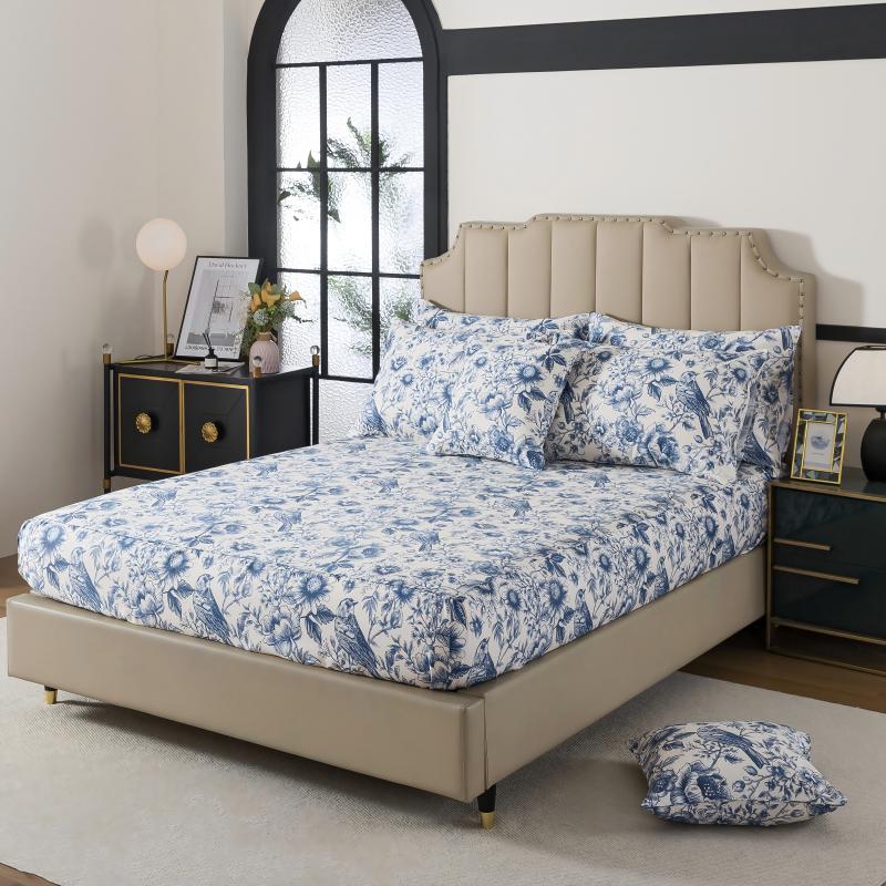 This bedroom features FADFAY's flat sheet, fitted sheet, and pillowcases.