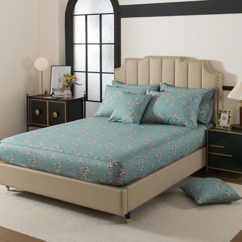 This bedroom features FADFAY's flat sheet, fitted sheet, and pillowcases.