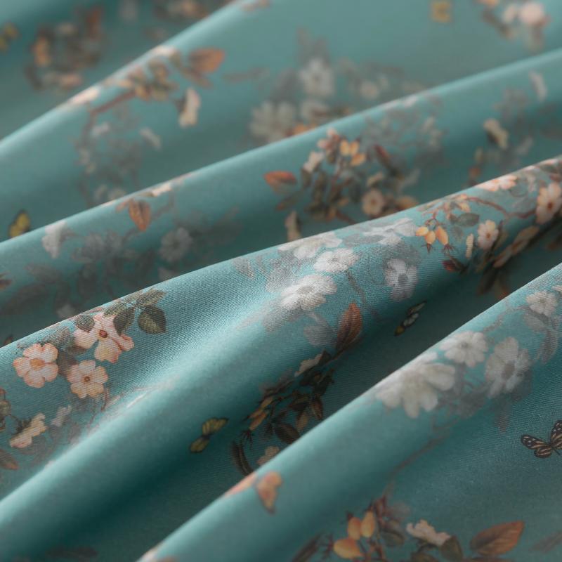 This FADFAY bedding sheet set uses 600 thread count.
