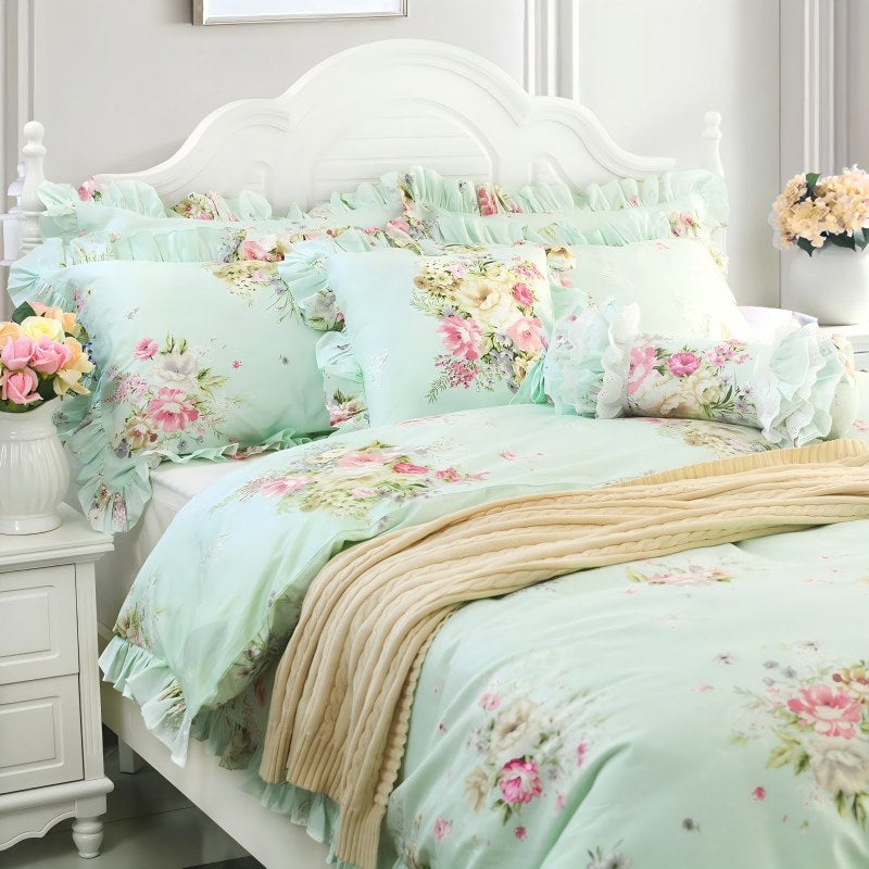 This FADFAY duvet cover set is clean and fresh overall.