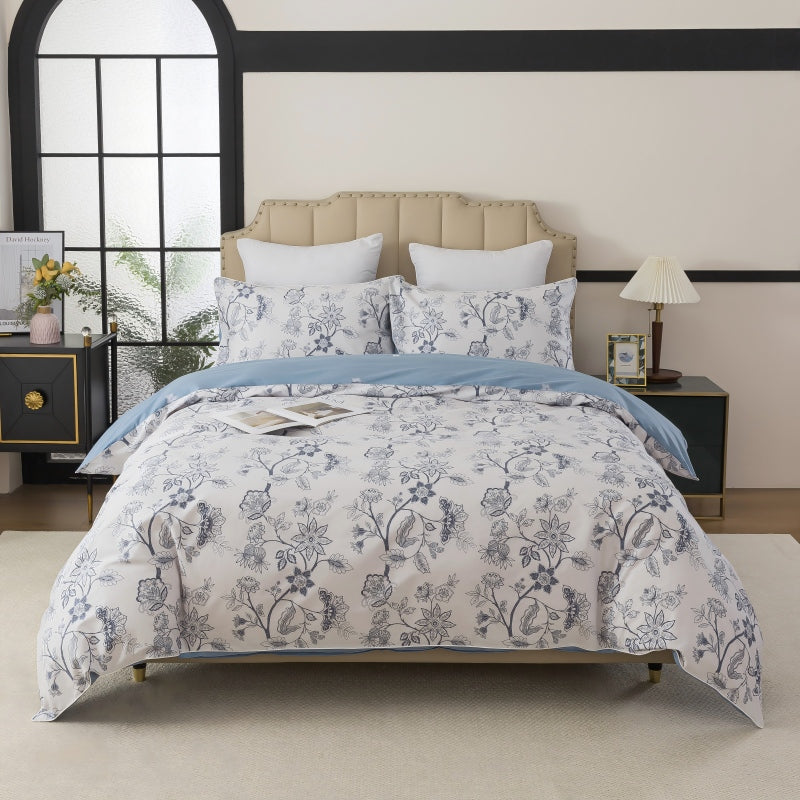 This bedroom features a FADFAY three-piece Duvet Cover Set.