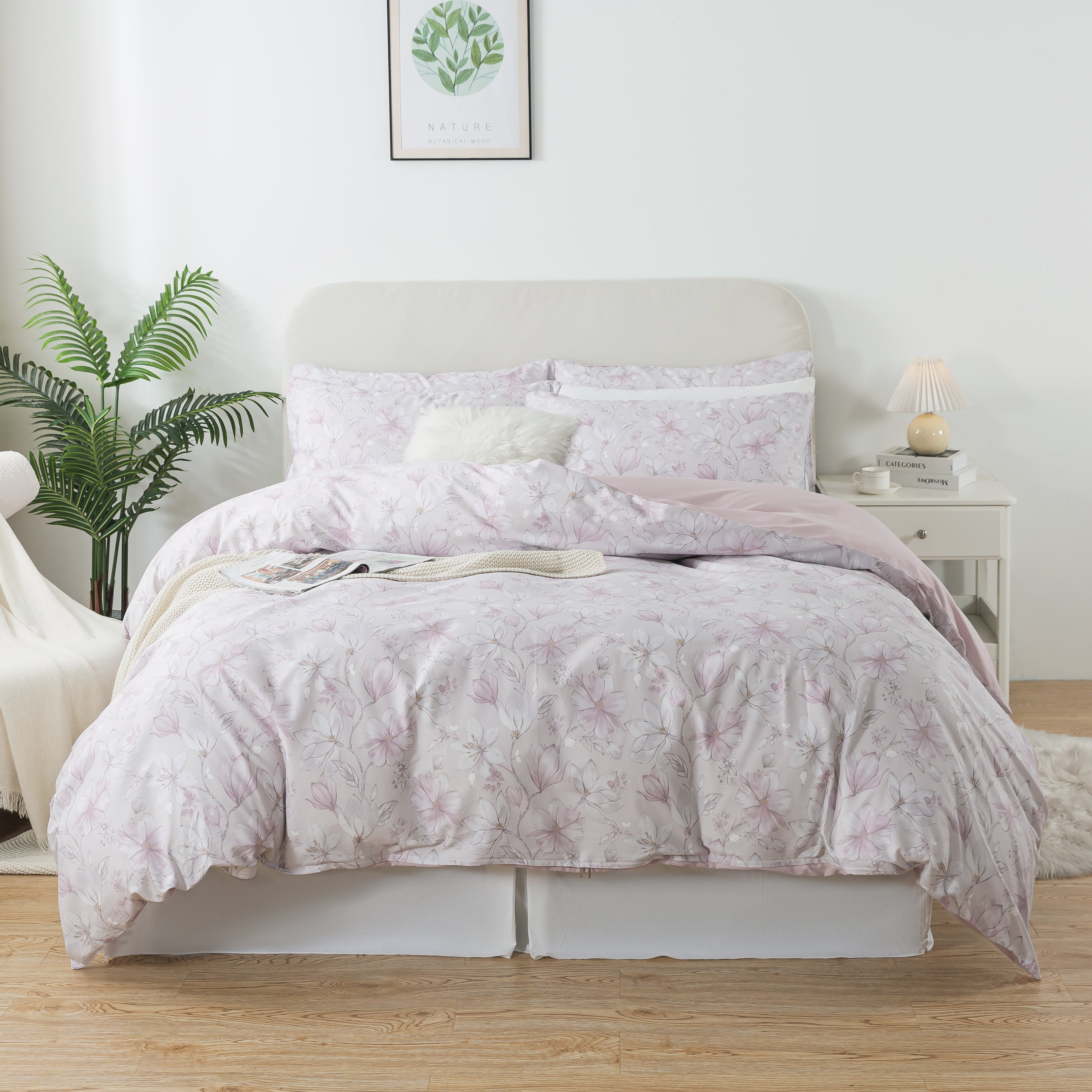 Embracing Elegance: The Allure of Pink Floral Comforters