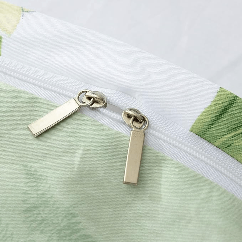 The zipper design makes FADFAY duvet covers more convenient to use.