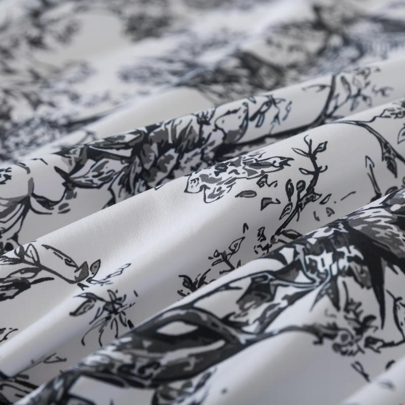This FADFAY bedding sheet set uses 600 thread count.