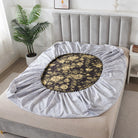 This FADFAY fitted sheet uses an elastic band design that securely wraps around the mattress, preventing it from shifting out of place.