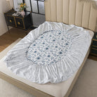 This FADFAY fitted sheet uses an elastic band design that securely wraps around the mattress, preventing it from shifting out of place.