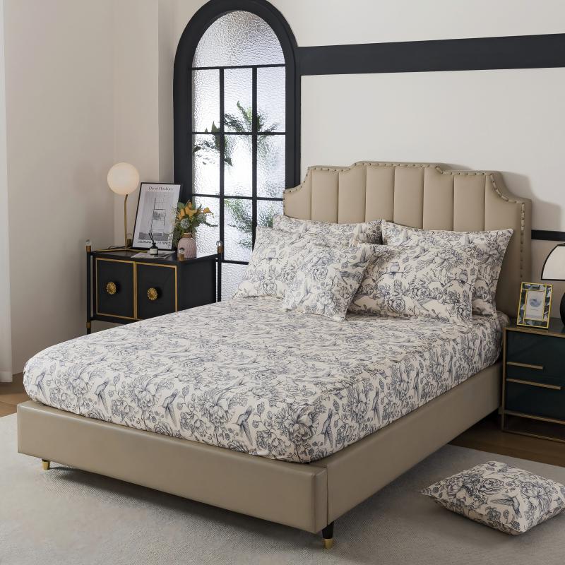 This bedroom features FADFAY's flat sheet, fitted sheet, and pillowcases.