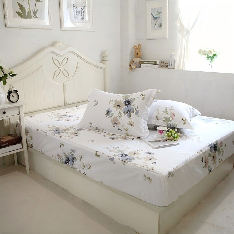 This bedroom features a FADFAY four-piece bedding sheet Set.
