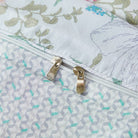 The zipper design makes FADFAY duvet covers more convenient to use.