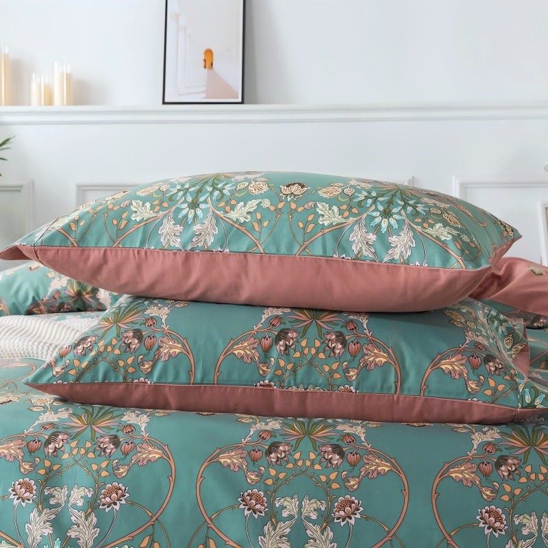 These two pillows are using FADFAY pillowcases.