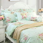 This FADFAY duvet cover set is clean and fresh overall.