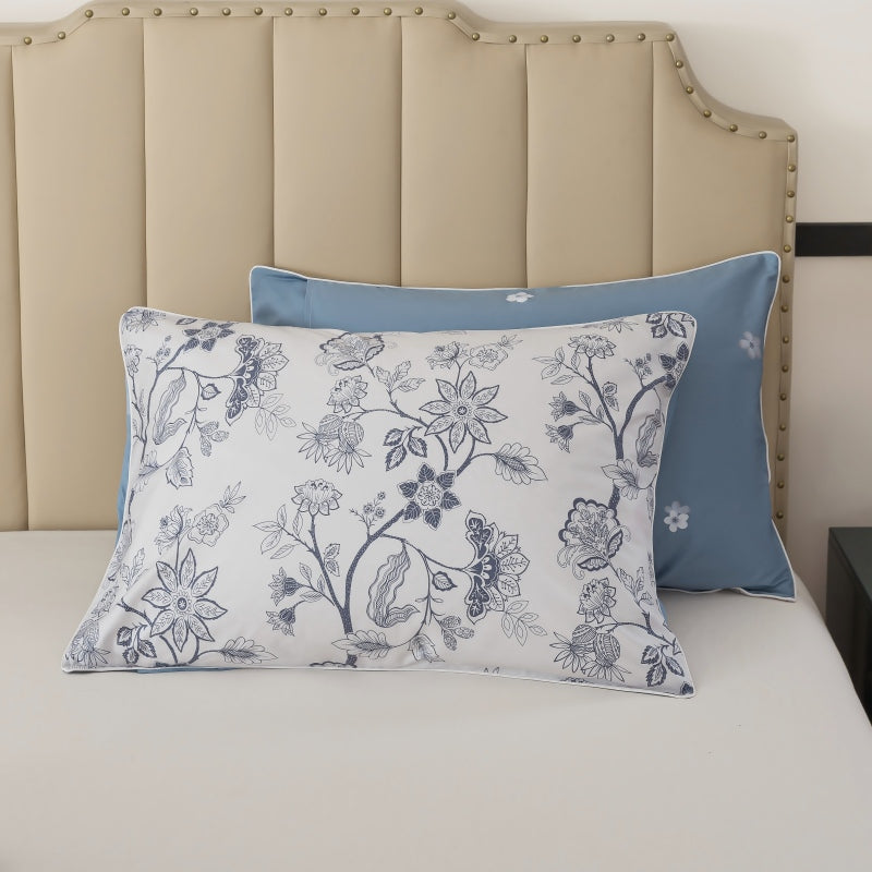 These two pillows are using FADFAY pillowcases.