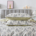 These two pillows are using FADFAY pillowcases.
