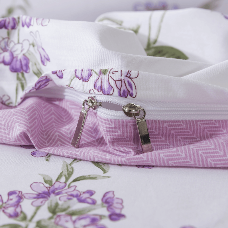 The zipper design makes FADFAY duvet covers more convenient to use.