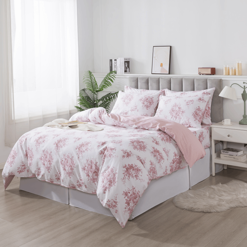 This FADFAY duvet cover set is clean and fresh overall.