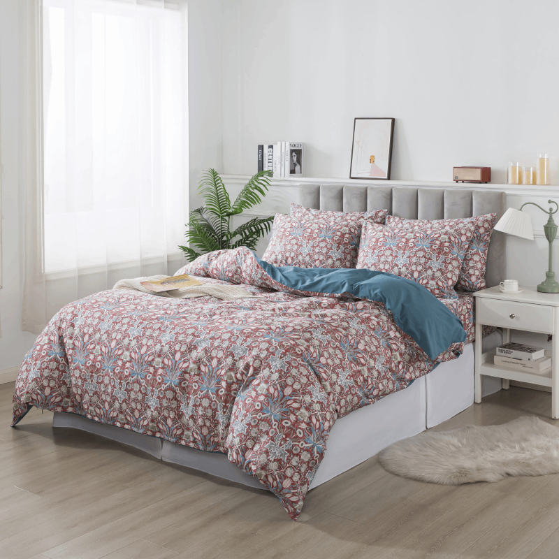 This FADFAY duvet cover set is clean and fresh overall.