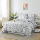 This FADFAY duvet cover set is clean and fresh overall.